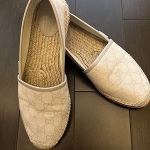 Gucci sz 40 espadrilles in excellent condition with box